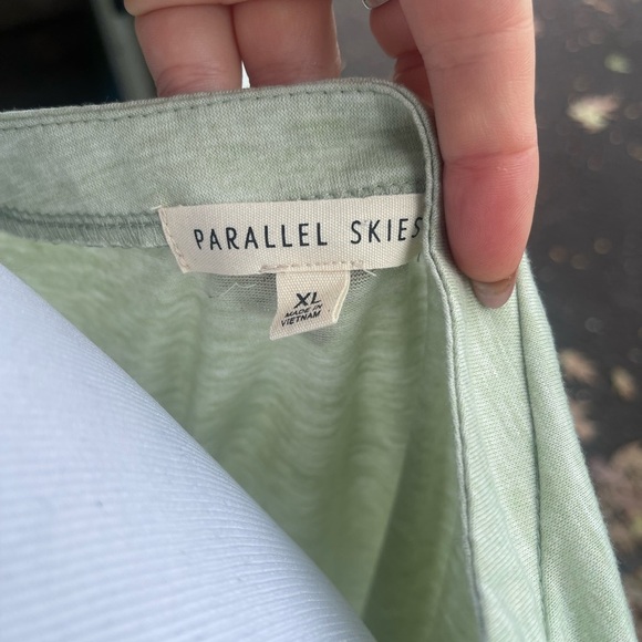 1/4 zip Pocket Tee - Picture 3 of 4